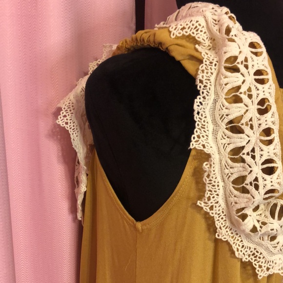 Mustard Tunic Dress With Ruffle Collar. Brand New With Tags - Picture 4 of 7